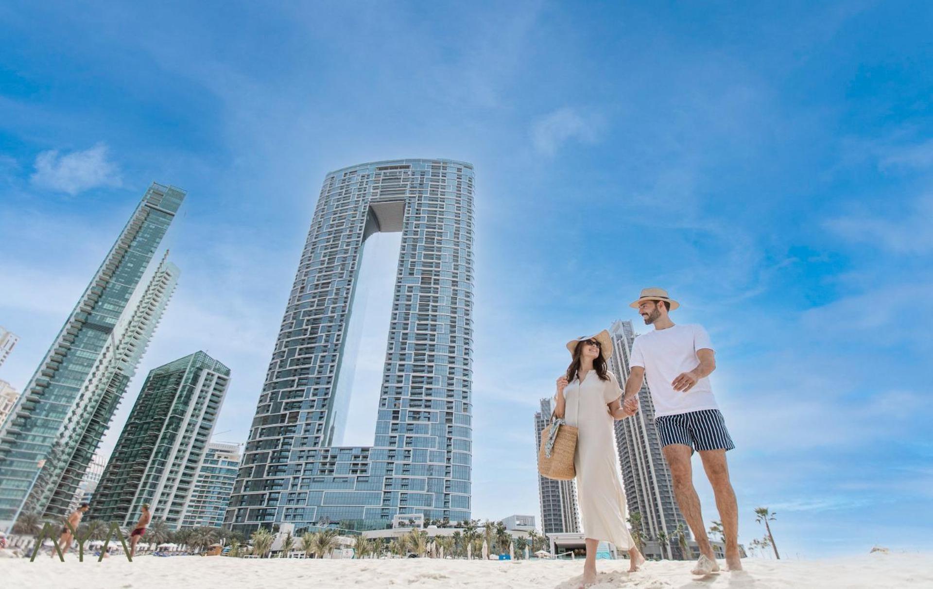 Jumeirah Gate Tower 1 - Stylish Apartment With Pool & City Views ดูไบ ภายนอก รูปภาพ