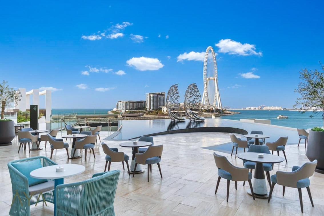 Jumeirah Gate Tower 1 - Stylish Apartment With Pool & City Views ดูไบ ภายนอก รูปภาพ